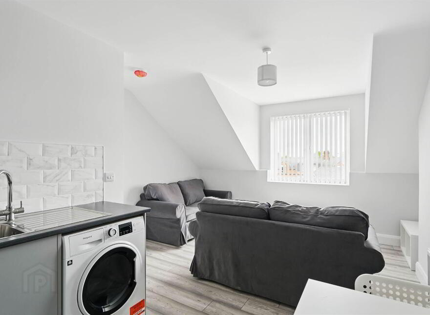 Apt 8 AFFORDALE HOUSING Only**, 37 Wellington Park, Lisburn Road, Belfast, BT9 6DN