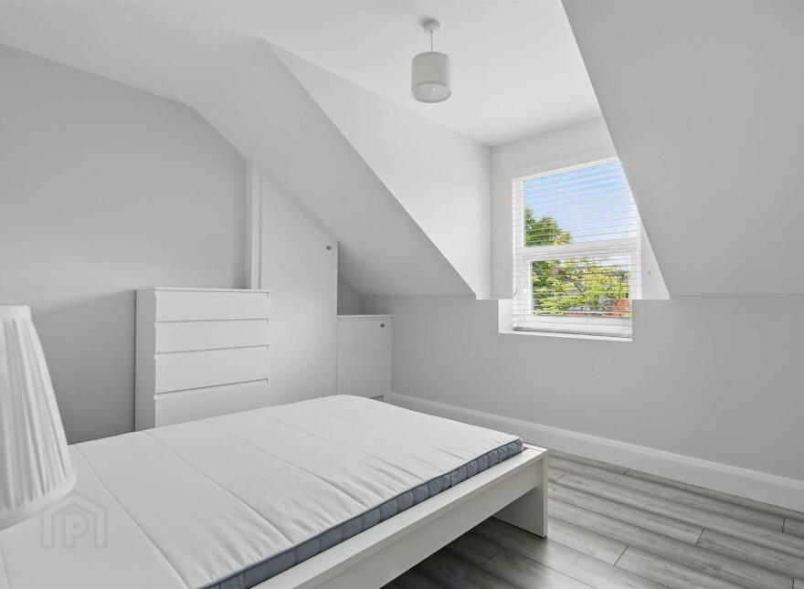 Apt 8 AFFORDALE HOUSING Only**, 37 Wellington Park, Lisburn Road, Belfast, BT9 6DN