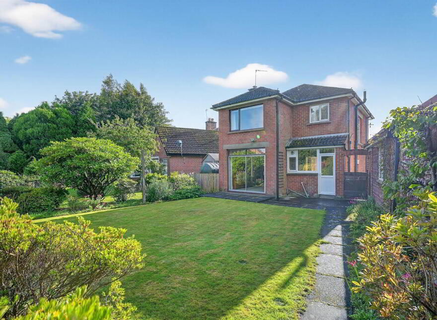 71 Kingsdale Park, Belfast, BT5 7BZ