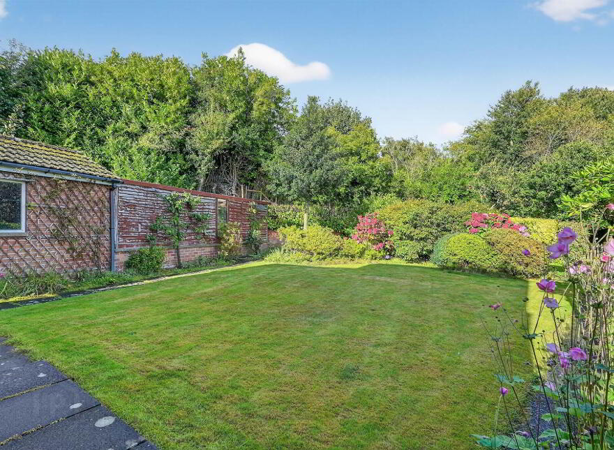 71 Kingsdale Park, Belfast, BT5 7BZ