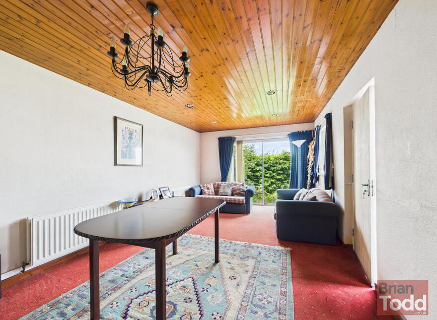 11 Ailsa Gardens, Larne, BT40 2JY
