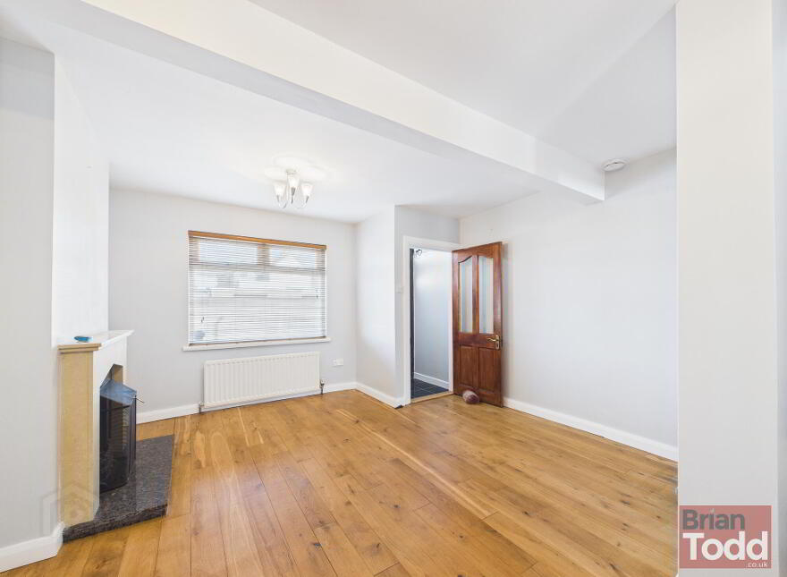 40 Old Glenarm Road, Larne, BT40 1NQ