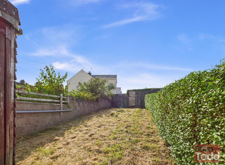 40 Old Glenarm Road, Larne, BT40 1NQ