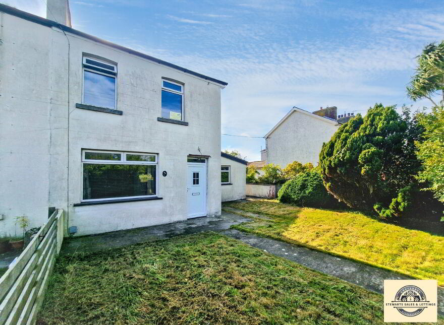 94 Main Road, Portavogie, BT22 1DA photo
