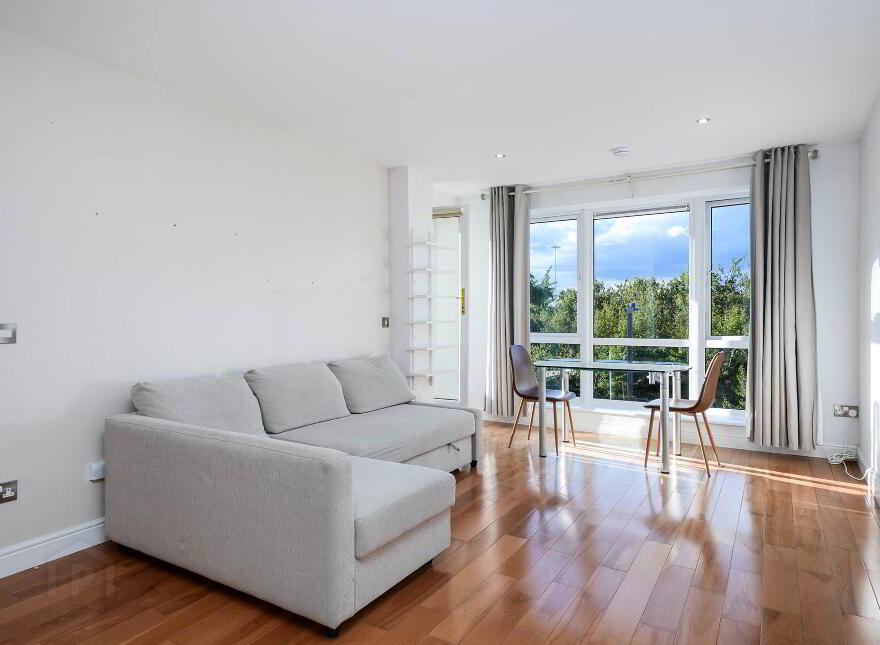 34 Rockview, Simon`s Ridge, Blackglen Road, Sandyford, Dublin, D18VW28