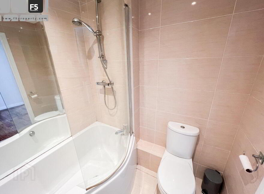 76 Milfort Mews, Dunmurry, Belfast, BT17 9JE
