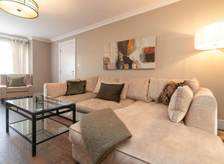 15 Landsdowne Manor, Swellan Lower, Cavan Town, H12WR12