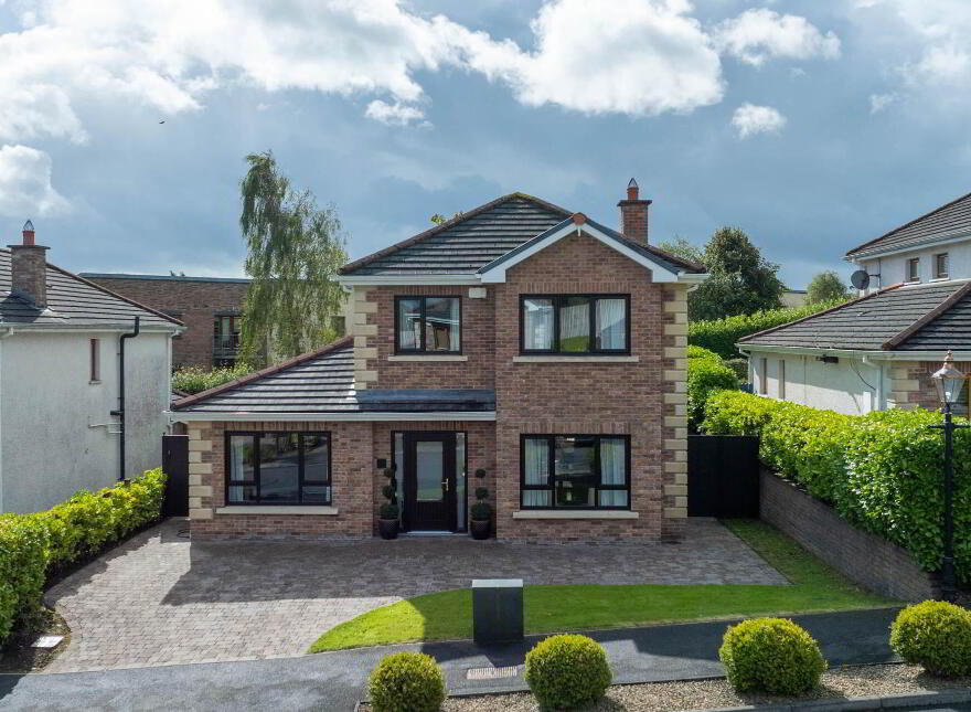 15 Landsdowne Manor, Swellan Lower, Cavan Town, H12WR12 photo