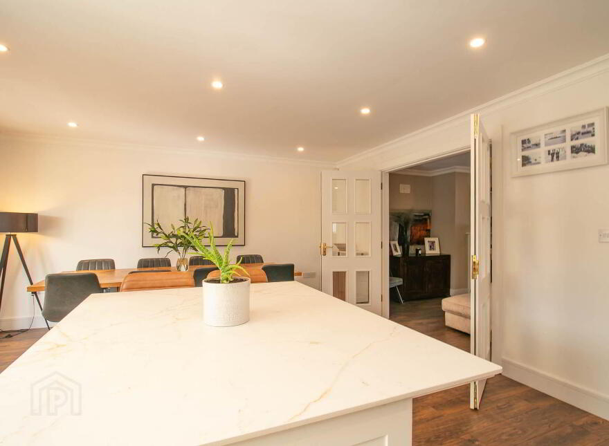 15 Landsdowne Manor, Swellan Lower, Cavan Town, H12WR12