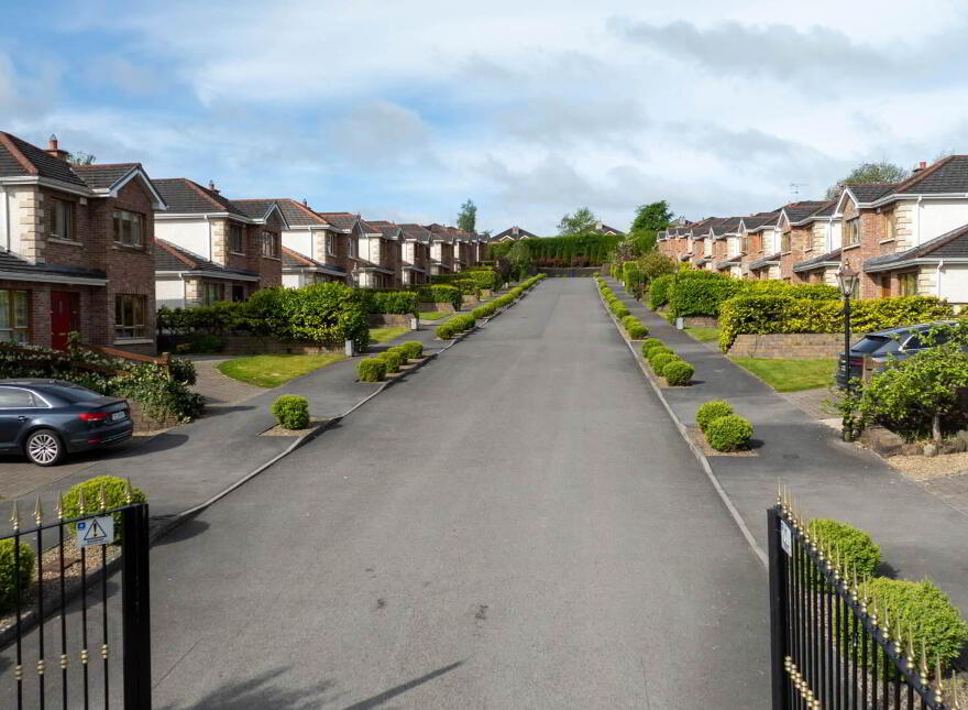15 Landsdowne Manor, Swellan Lower, Cavan Town, H12WR12