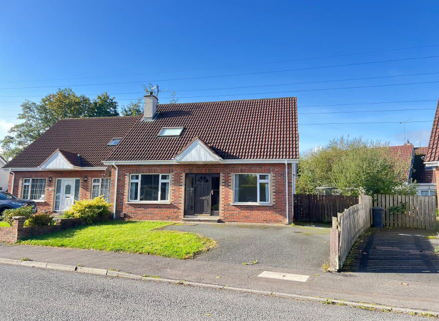 3 Annsville Close, Newry, BT34 1GD photo