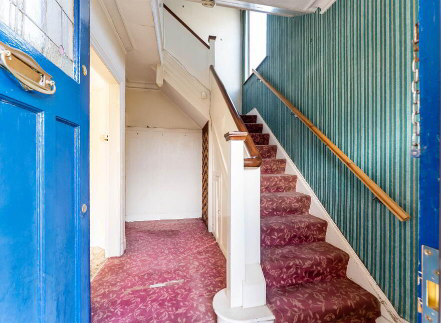 16 Clanroy Parade, Ballyhackamore, Belfast, BT4 3BZ