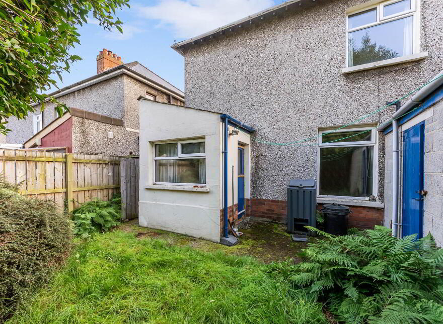 16 Clanroy Parade, Ballyhackamore, Belfast, BT4 3BZ