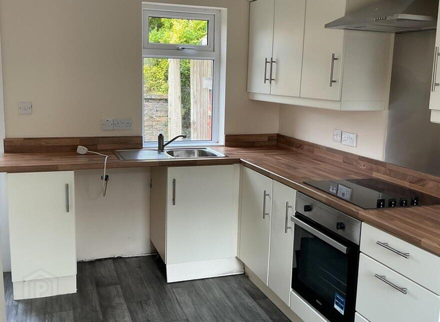 121 Seaview Drive, Belfast, BT15 3ND