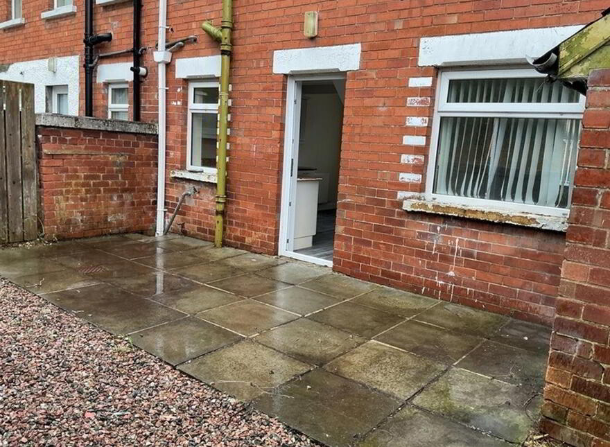 121 Seaview Drive, Belfast, BT15 3ND