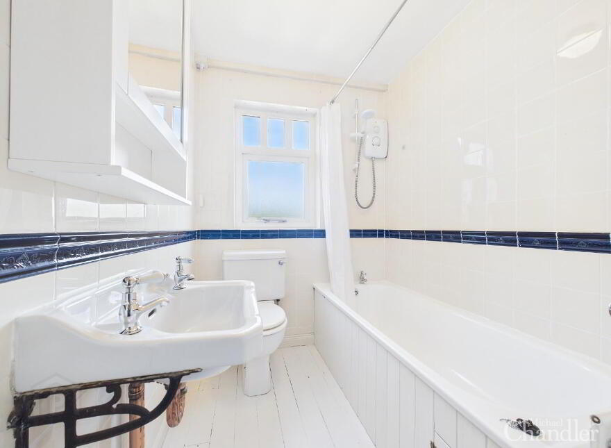85 Drumbeg Road, Dunmurry, Belfast, BT17 9LE