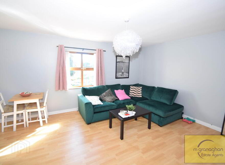8 Church Gate, Derriaghy Road, Lisburn, BT28 3GD