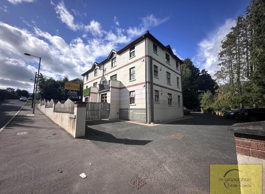 8 Church Gate, Derriaghy Road, Lisburn, BT28 3GD
