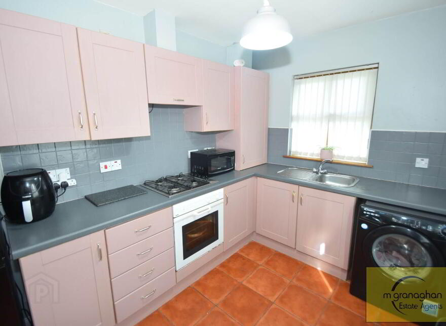 8 Church Gate, Derriaghy Road, Lisburn, BT28 3GD