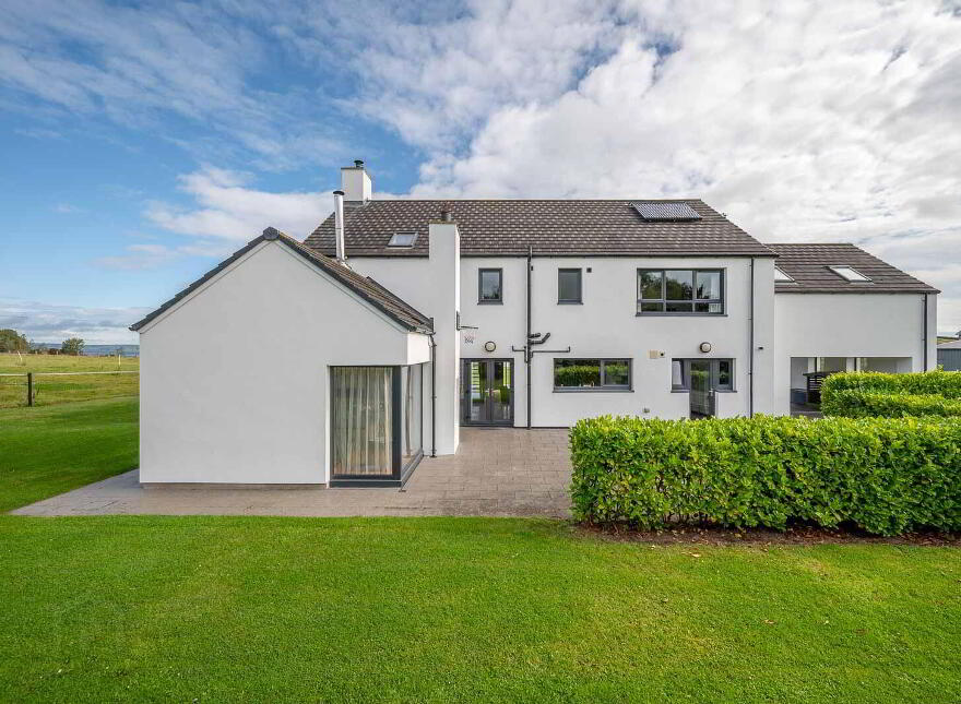 62 Ballymoney Road, Holywood, BT18 0JJ