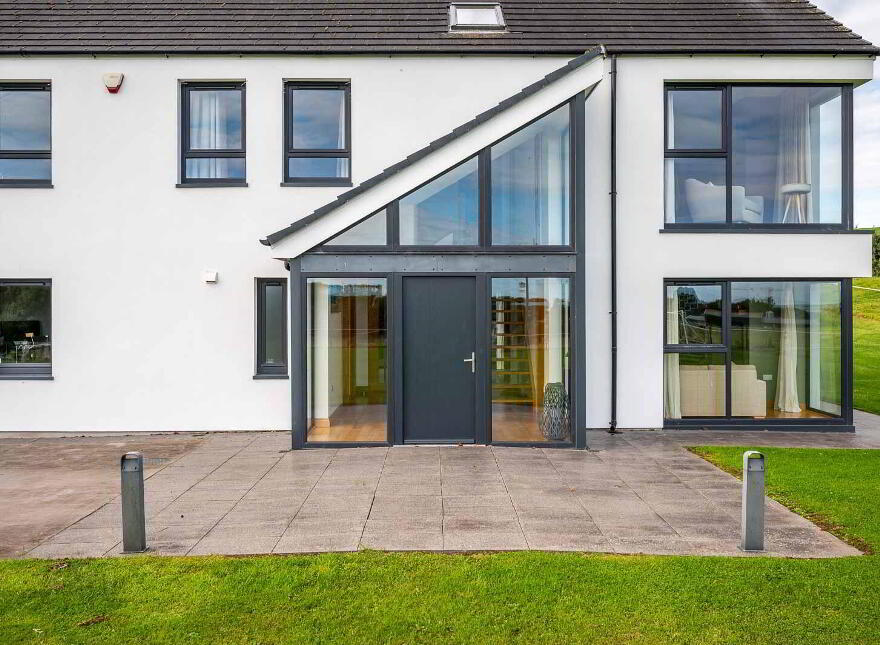 62 Ballymoney Road, Holywood, BT18 0JJ