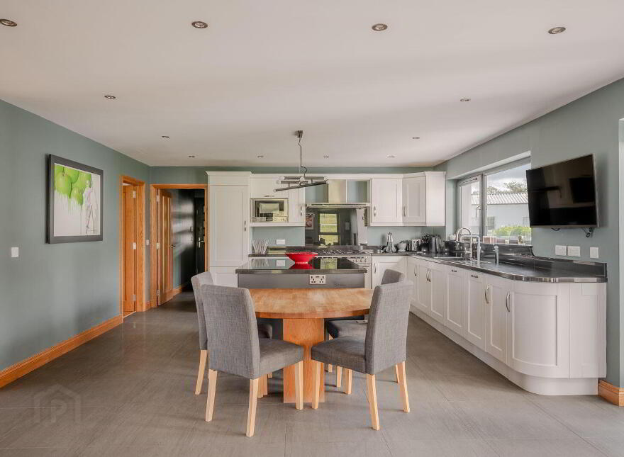 62 Ballymoney Road, Holywood, BT18 0JJ