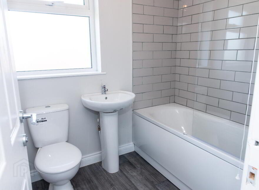 1a Leven Crescent, Belfast, BT5 7DZ