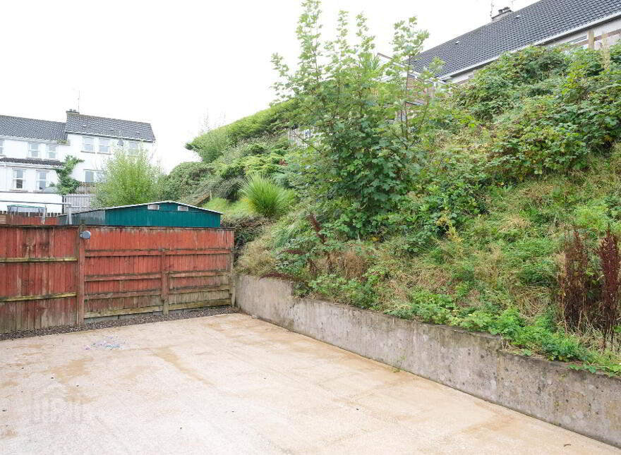 49 Lackaboy View, Enniskillen, BT74 4DY