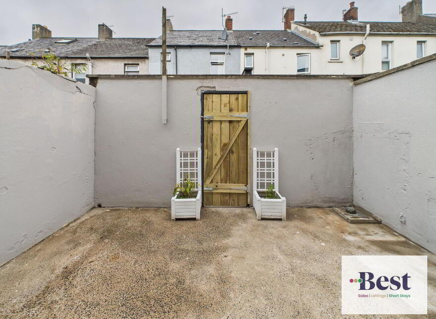9 Ronald Street, Larne, BT40 1QR