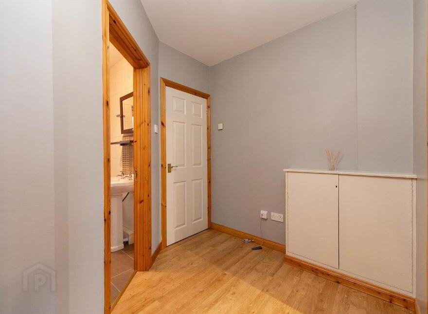 Apt 5 Gate House, Mews, Summerhill, Banbridge, BT32 3LJ