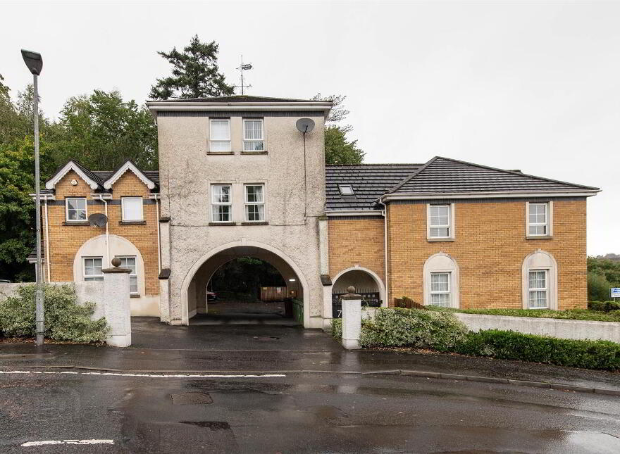 Apt 5 Gate House, Mews, Summerhill, Banbridge, BT32 3LJ