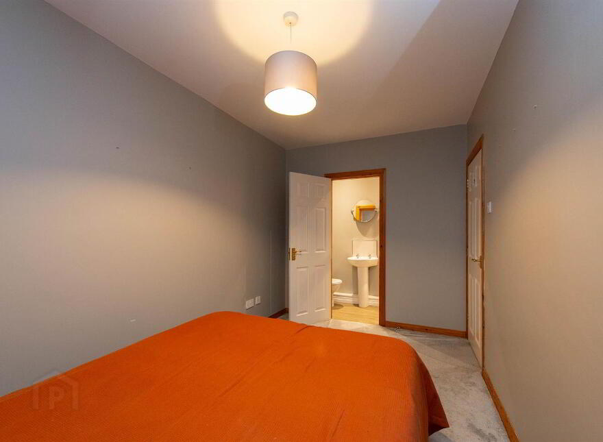 Apt 5 Gate House, Mews, Summerhill, Banbridge, BT32 3LJ