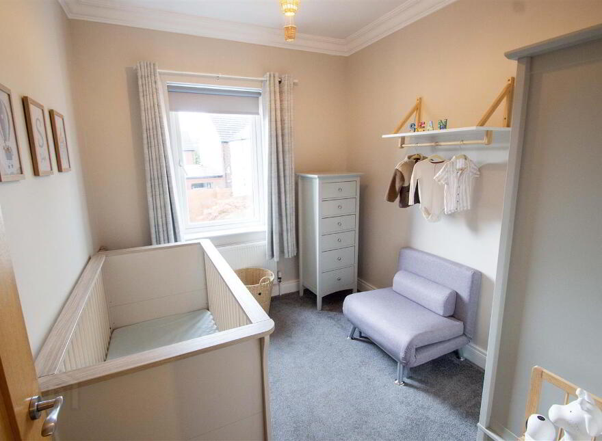 31 Eaton Park, Dunmurry, Belfast, BT17 9FX