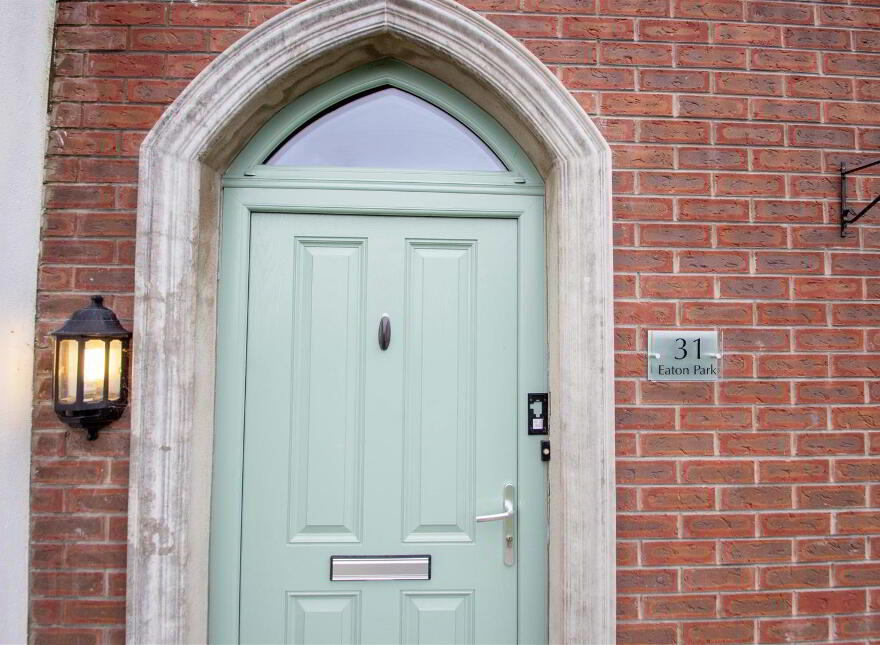 31 Eaton Park, Dunmurry, Belfast, BT17 9FX
