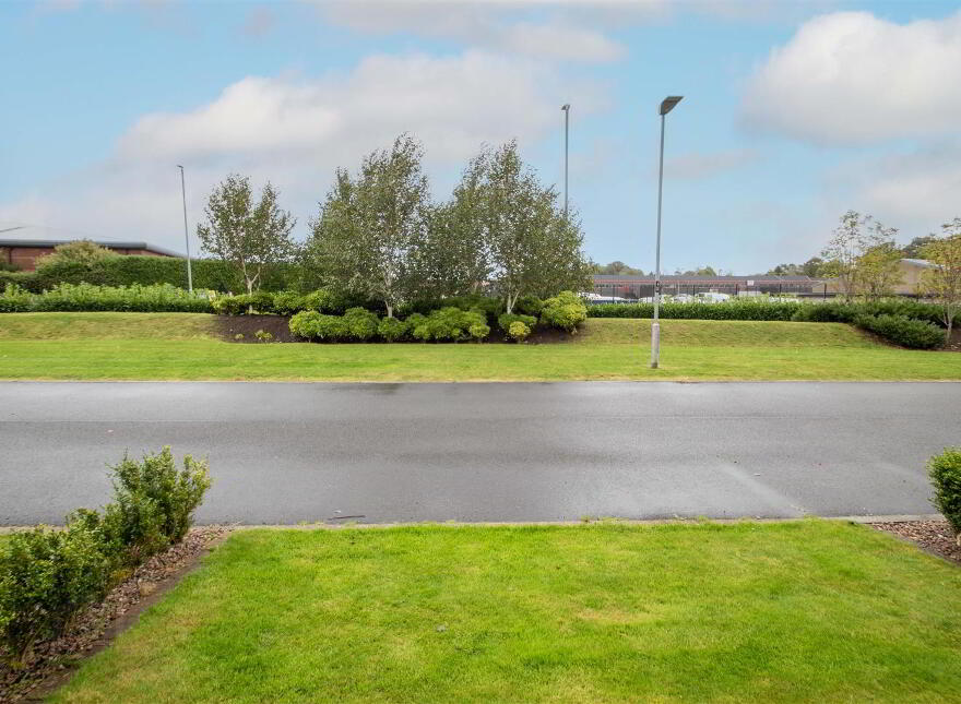 31 Eaton Park, Dunmurry, Belfast, BT17 9FX