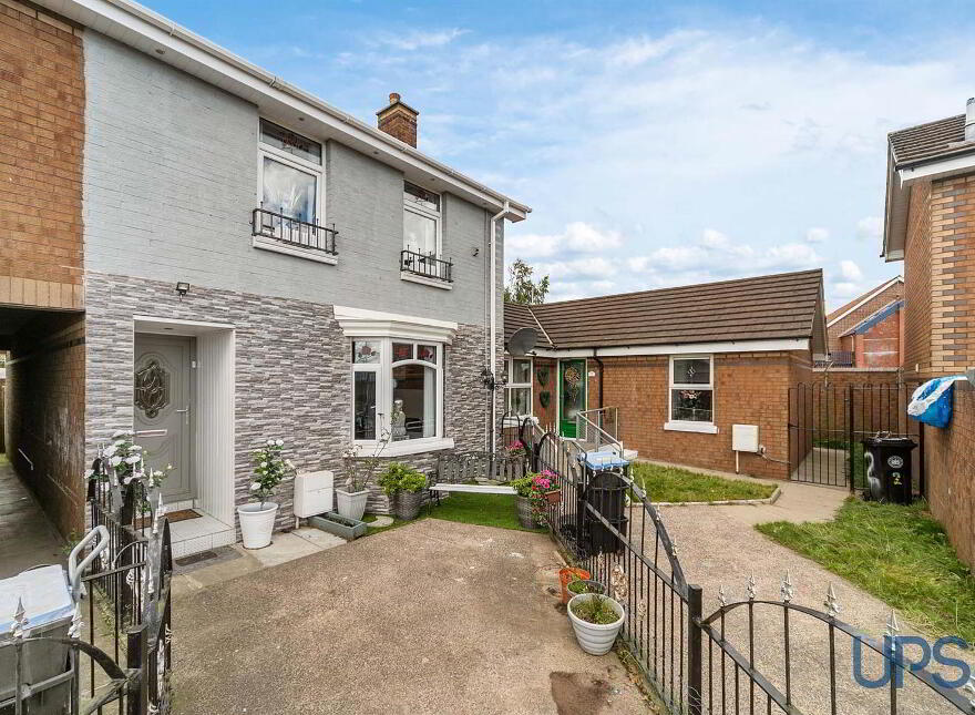 4 Valleyside Close, Springfield Road, Belfast, BT12 7LH