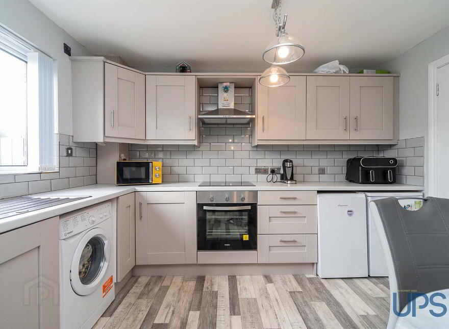4 Valleyside Close, Springfield Road, Belfast, BT12 7LH