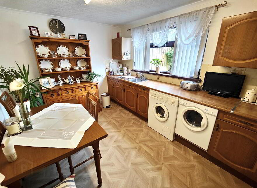 131f Old Westland Road, Belfast, BT14 6TE