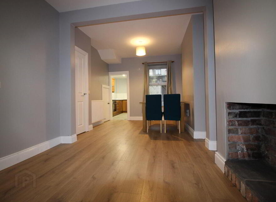 20 Meadowbank Place, Belfast, BT9 7FF