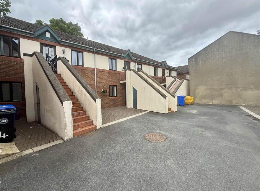 5 Lynden Gate, Knockbreda Road, Belfast, BT6 0JB