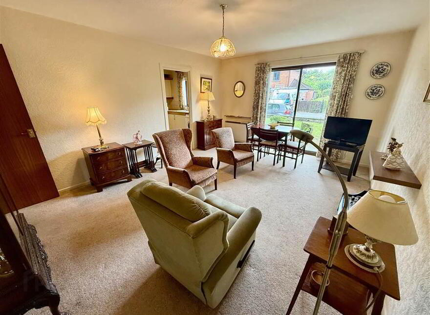 5 Lynden Gate, Knockbreda Road, Belfast, BT6 0JB