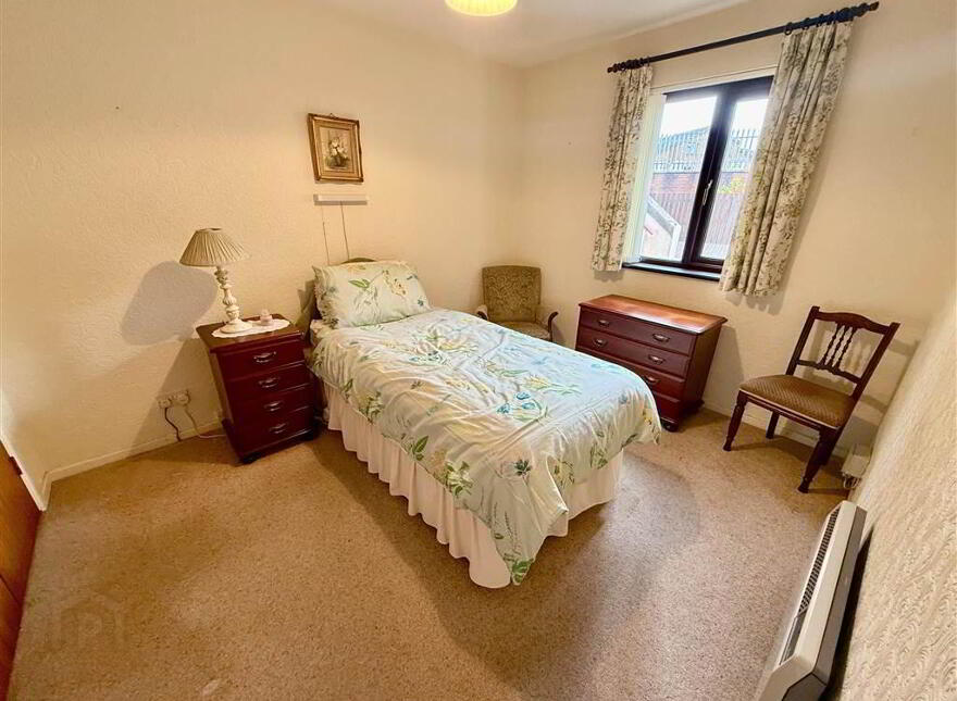 5 Lynden Gate, Knockbreda Road, Belfast, BT6 0JB