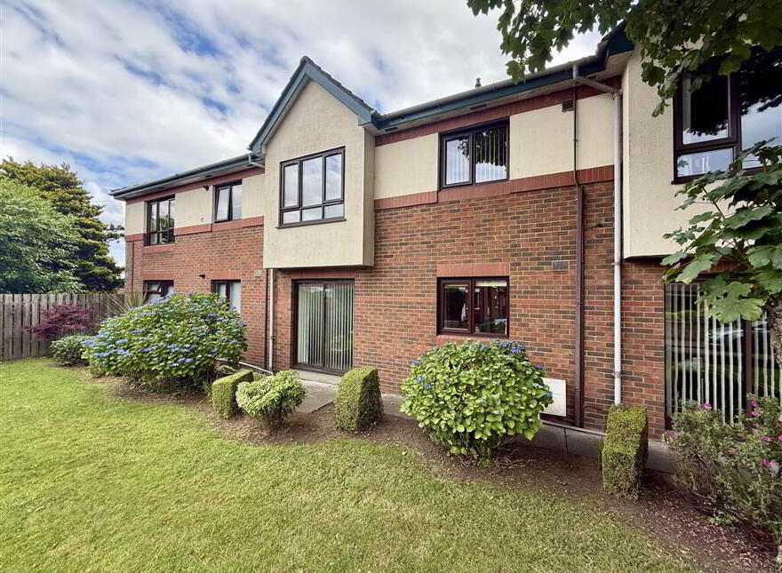 5 Lynden Gate, Knockbreda Road, Belfast, BT6 0JB