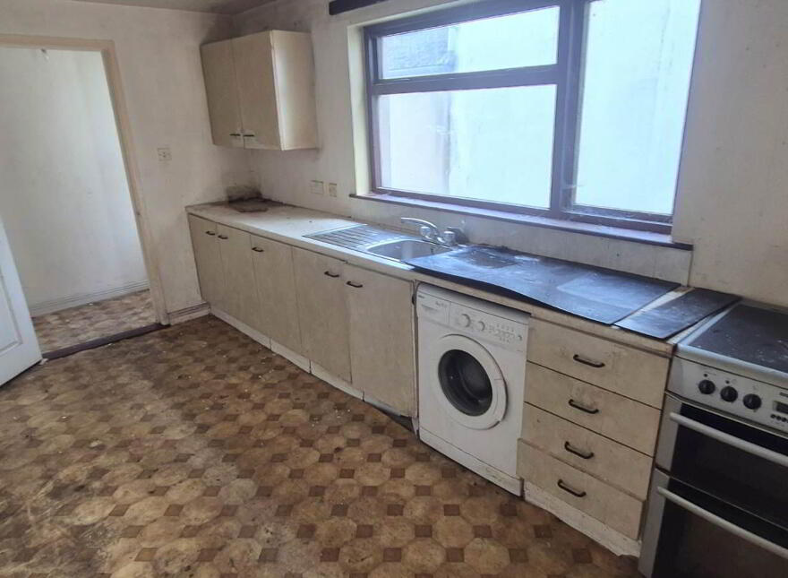 21 Meadowbank Avenue, Derry, BT48 7PH