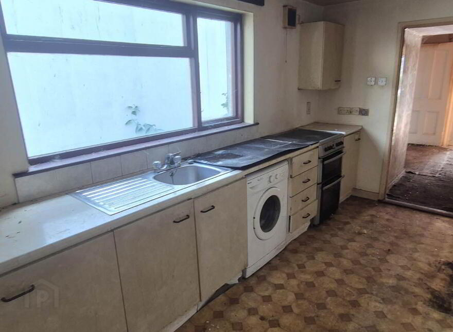 21 Meadowbank Avenue, Derry, BT48 7PH