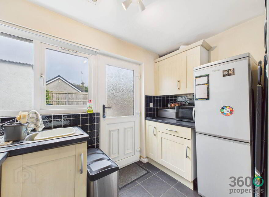 64 Whinsmoor Park, Broughshane, Ballymena, BT42 4JQ