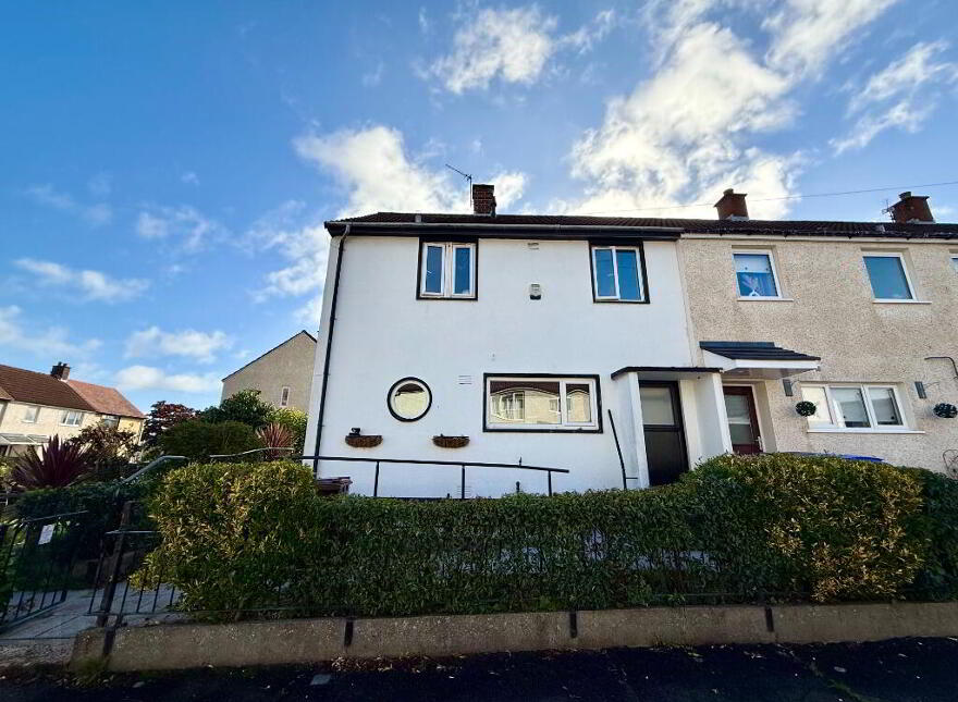 10 Phennick Drive, Belfast, BT10 0EN photo