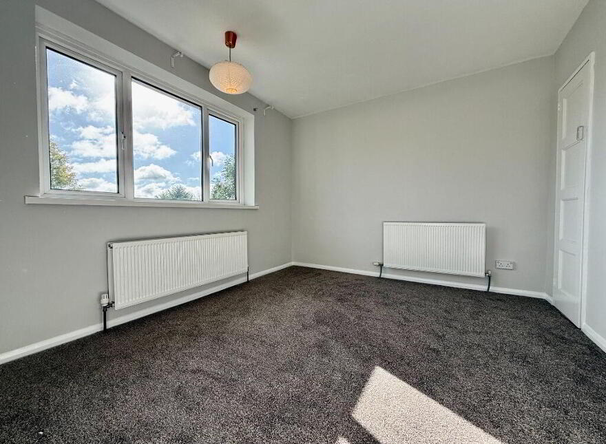 10 Phennick Drive, Belfast, BT10 0EN