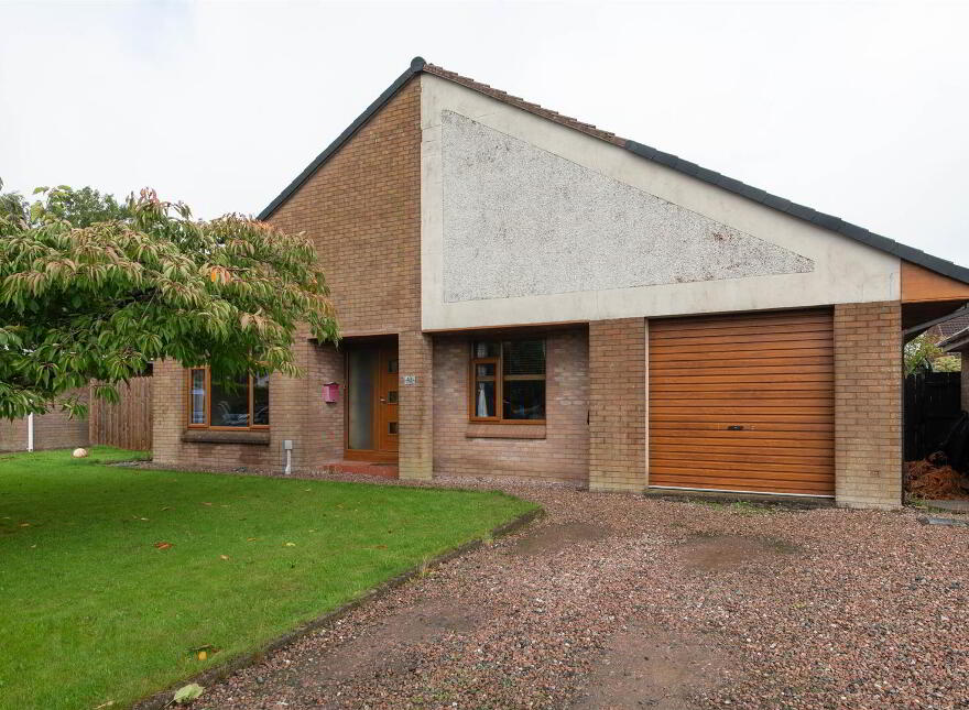 43 Oak Grange, Craigavon, Waringstown, BT66 7SU photo