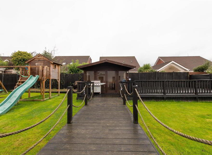 43 Oak Grange, Craigavon, Waringstown, BT66 7SU